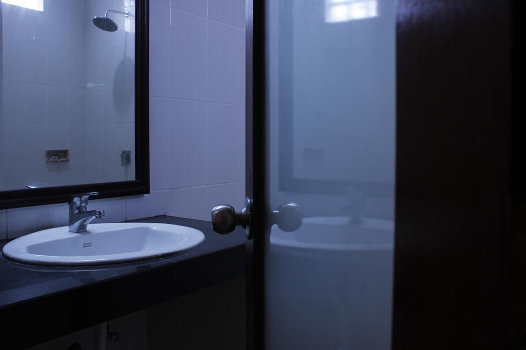 Maemae Beach House Nusa Penida Room photo