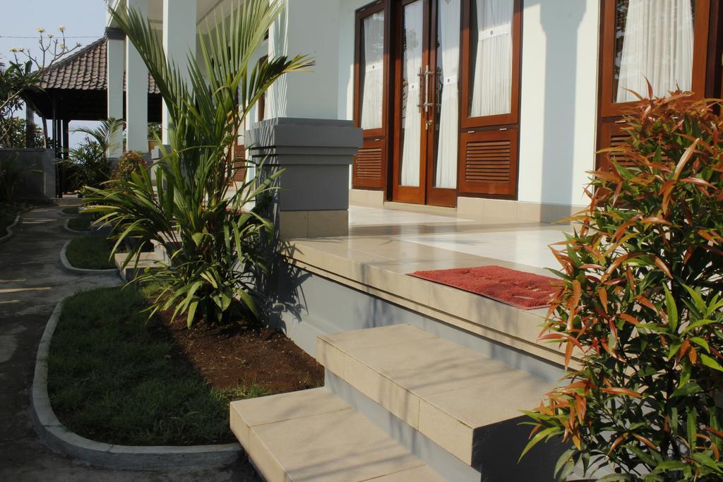 Maemae Beach House Nusa Penida Room photo