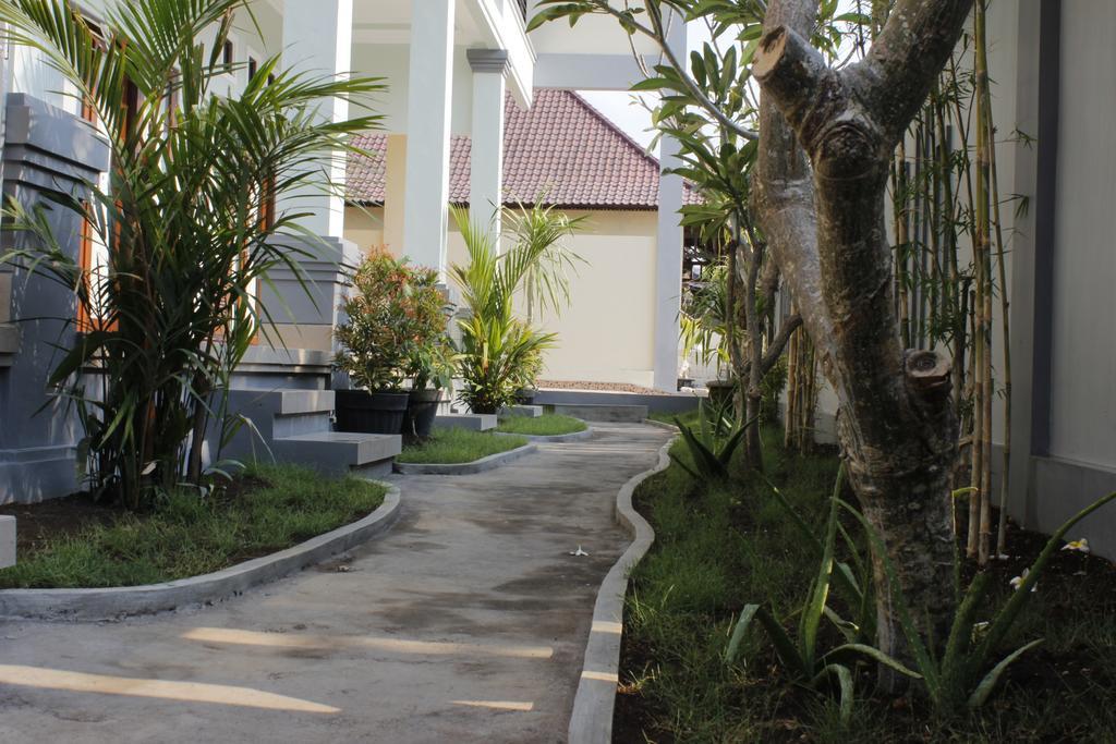 Maemae Beach House Nusa Penida Room photo