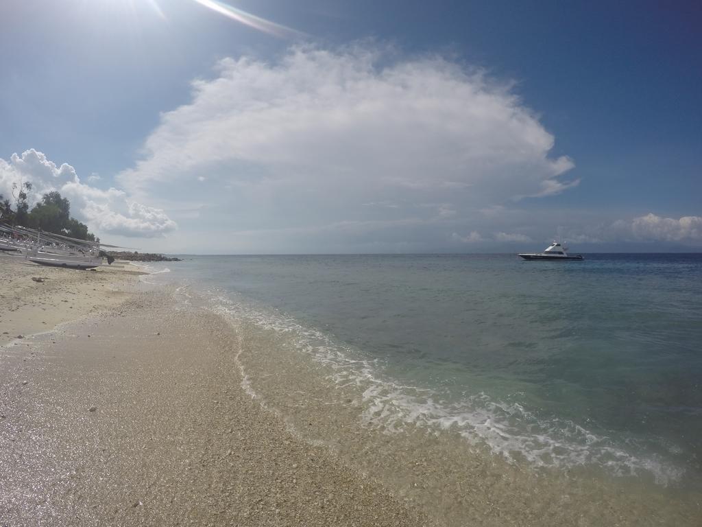 Maemae Beach House Nusa Penida Exterior photo
