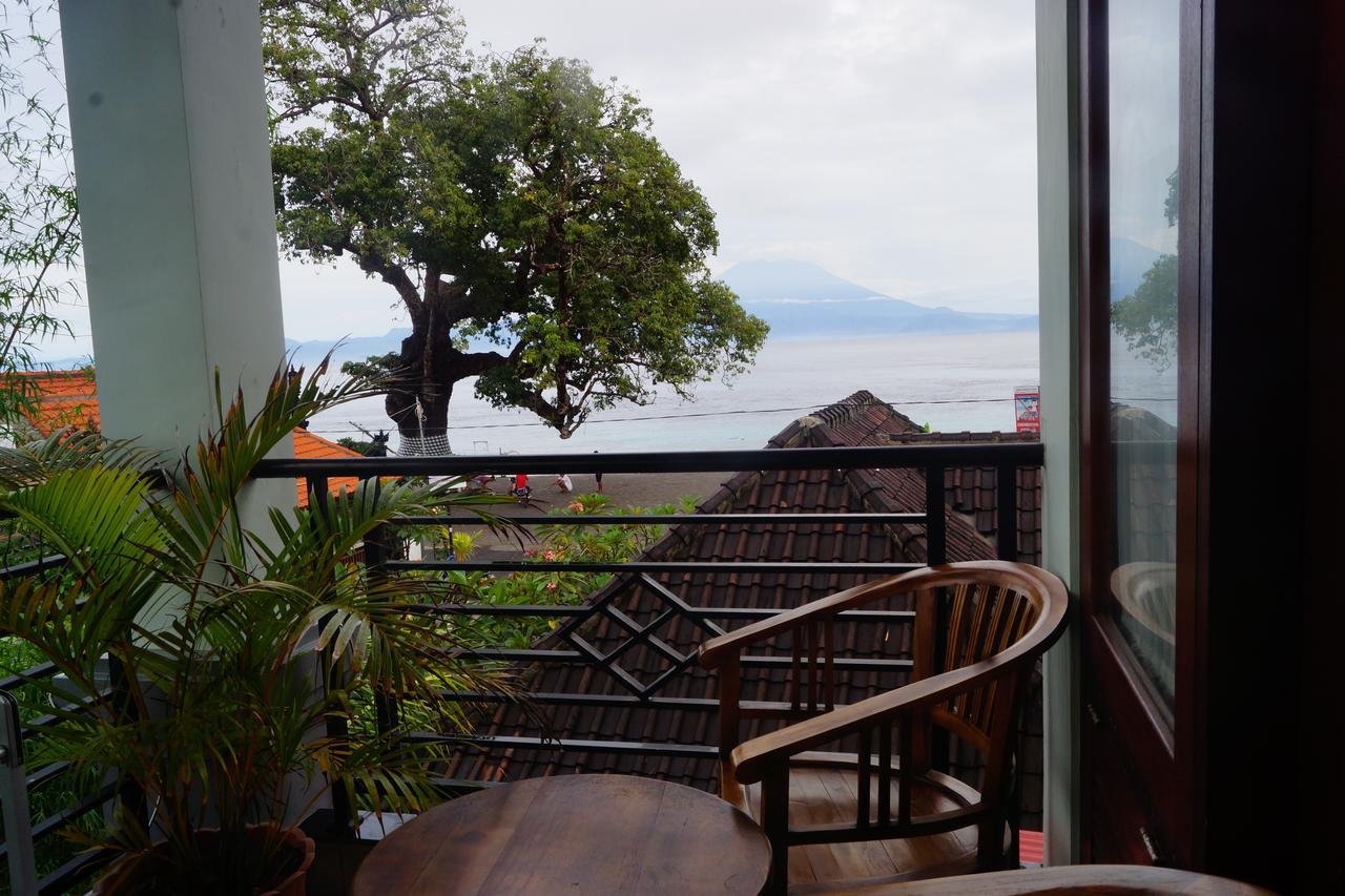 Maemae Beach House Nusa Penida Exterior photo